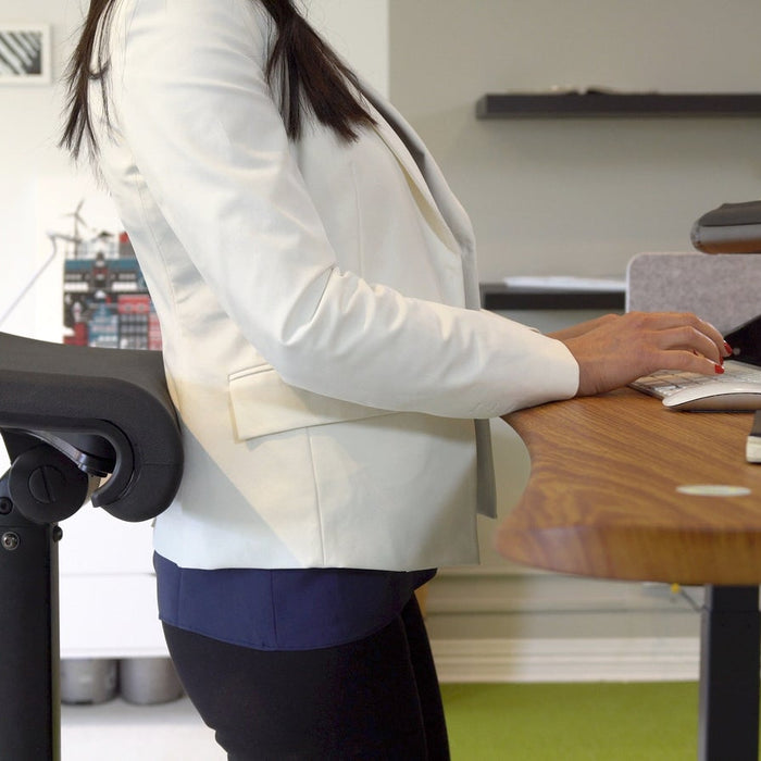 How to Make the Best of Your Sit-Stand Desk